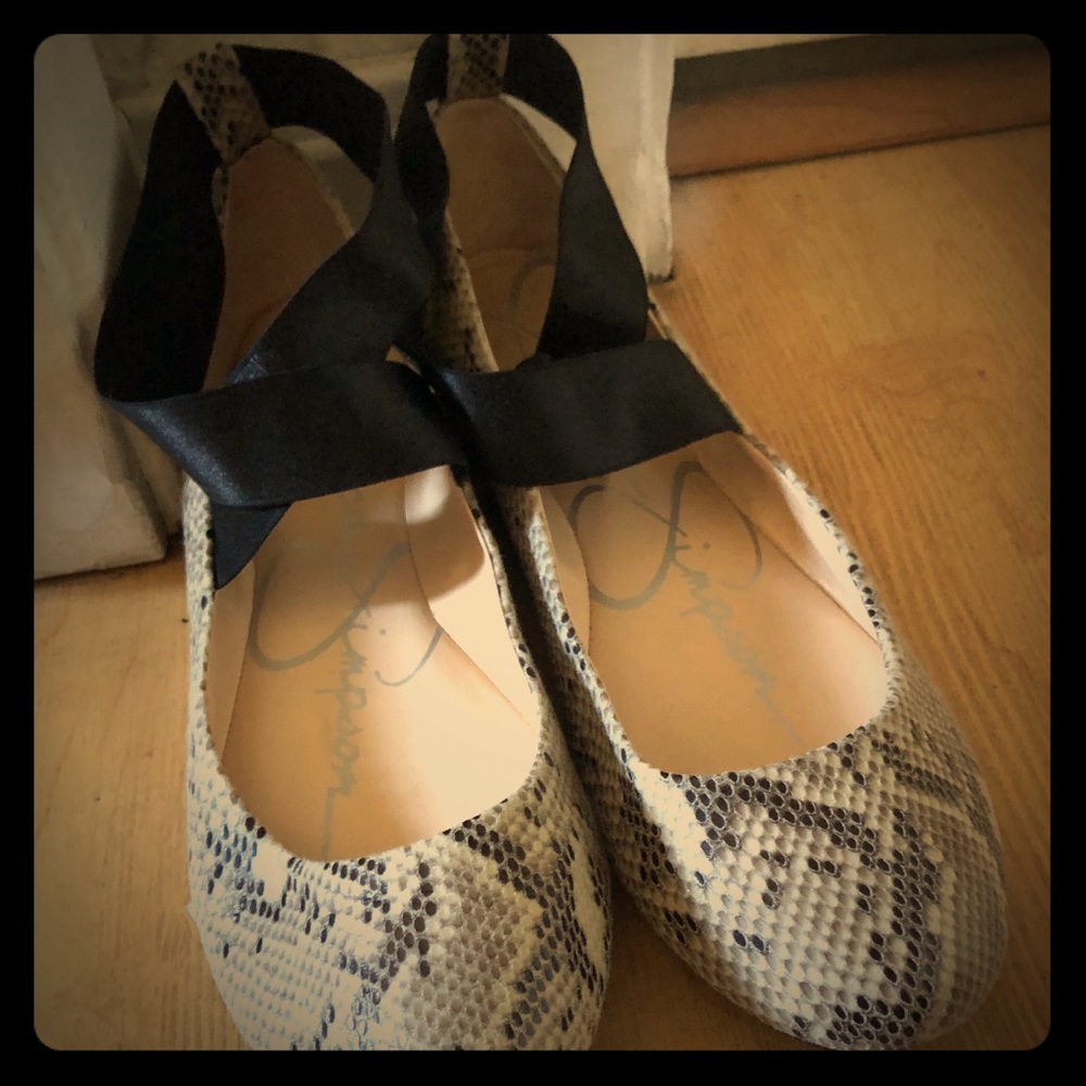 Jessica Simpson ballet flats